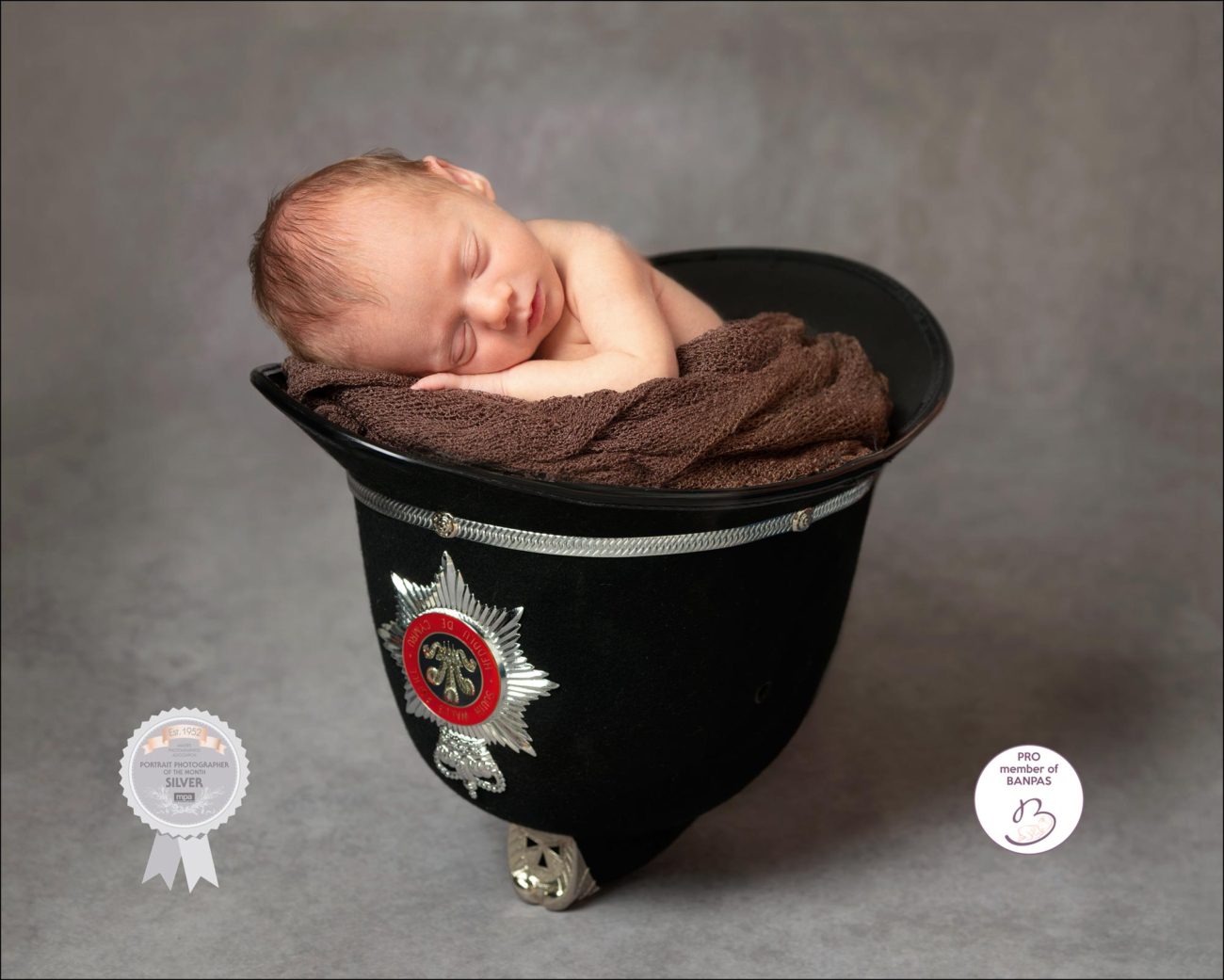 Newborn-Photographer-Allan-James-Bridgend-Cardiff-Swansea-South-Wales