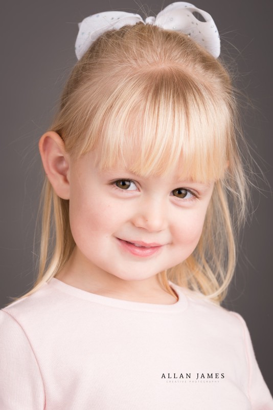 Children's-Family-photographer-Bridgend-Cardiff-Swansea-Cowbridge-Pencoed-Pontyclun-Porthcawl