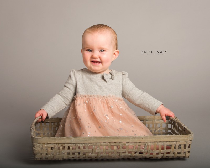 Children's-sitter-photographer-Allan-James-Bridgend-Cardiff-Cowbridge-Porthcawl-NEath-Port-Talbot-llantrisant