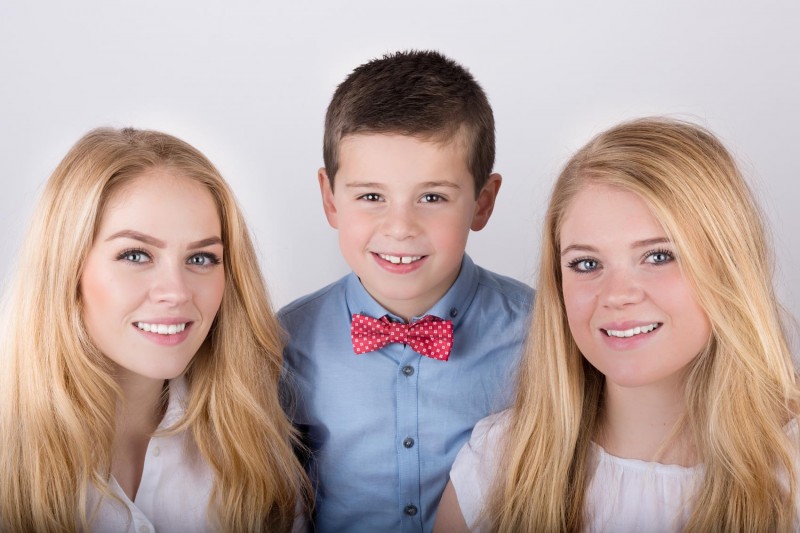 Family-sibling-photograper-Bridgend-Swansea-Cardiff-Llantrissant-Cowbridge--Neath-Port-Talbot