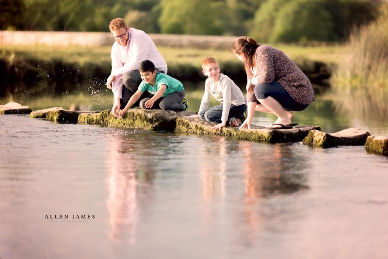 Family photographer Bridgend Cardiff Swansea Porthcawl Pontyclun Neath Port Talbot Cowbridge llantrisant South Wales