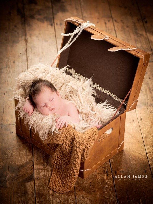Newborn-Baby-photographer-Bridgend-Swansea-Cardiff-Cowbridge-Porthcawl