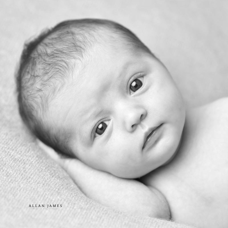 Newborn-baby-photographer-Bridgend-Cowbridge-Porthcawl-Pontyclun