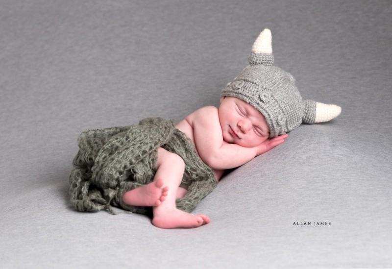 Newborn Baby photographer Cowbridge Pencoed Bridgend Newport Cardiff Swansea Llantrisant