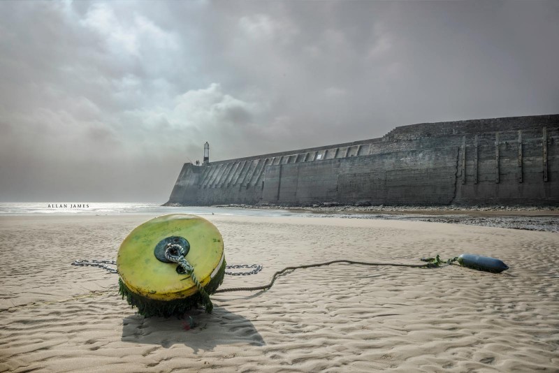 Porthcawl-Buoy-Landscape-photographer