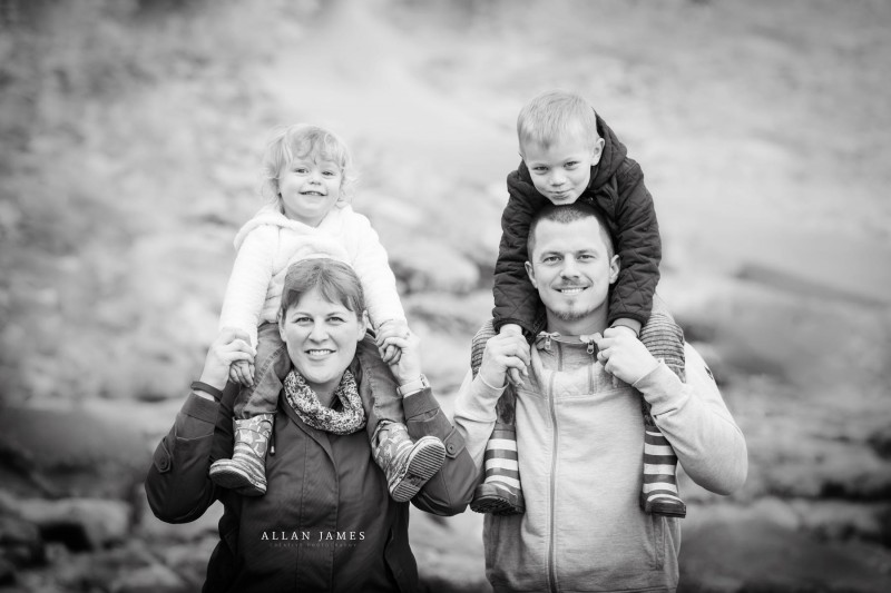 family-photographer-on-location-bridgend-cardiff-swansea-porthcawl-cowbridge-south-wales