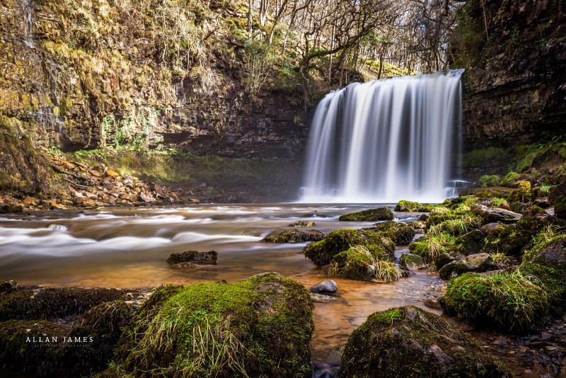 Sgwd Yr Eira Waterfalls bridgend-wales