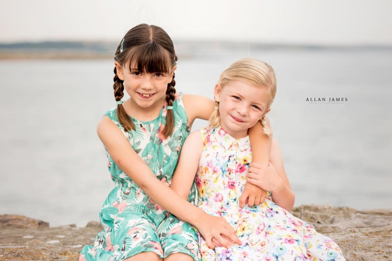 sisters-family-photographer-porthcawl
